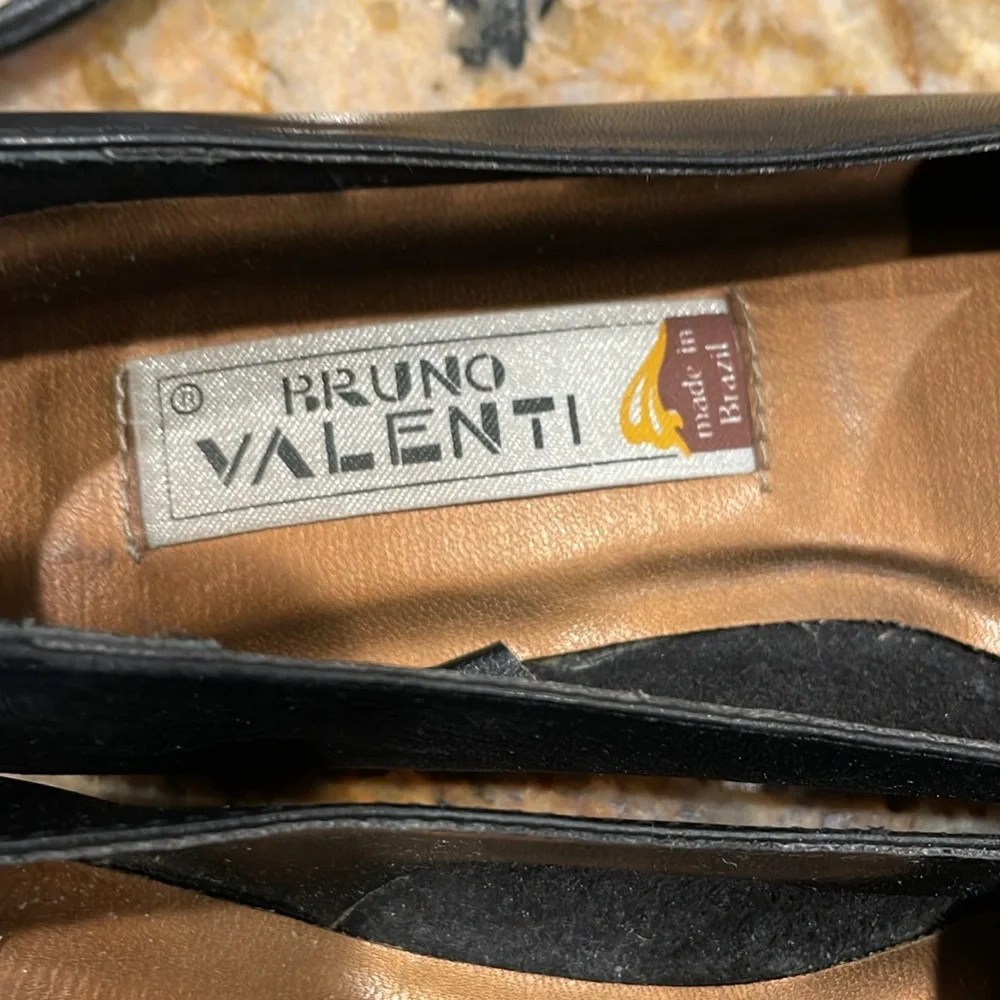 Bruno Valenti flats - Picture 2 of 4